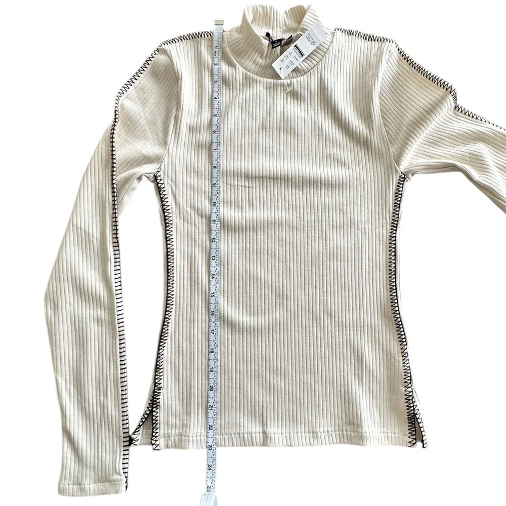 NEW J. CREW Premium rib turtleneck with whipstitch‎ trim in Natural Size Small